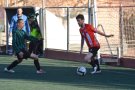 L'Escola, que dóna minuts als menys habituals, guanya al cuer de manera sòlida