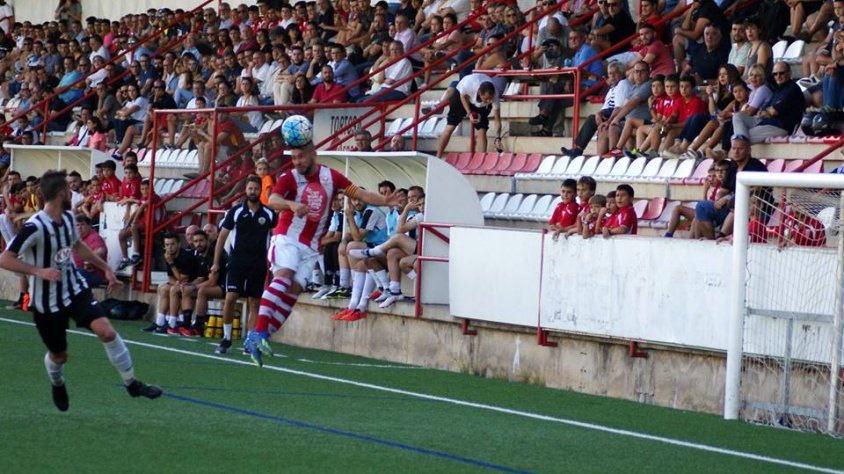Derbi vibrant entre Tortosa i Amposta
