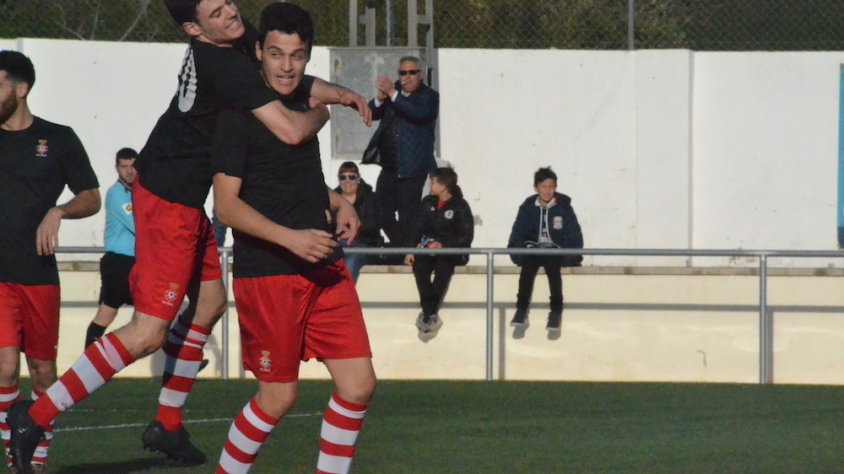 Gerard i Joel celebrant el 0-1