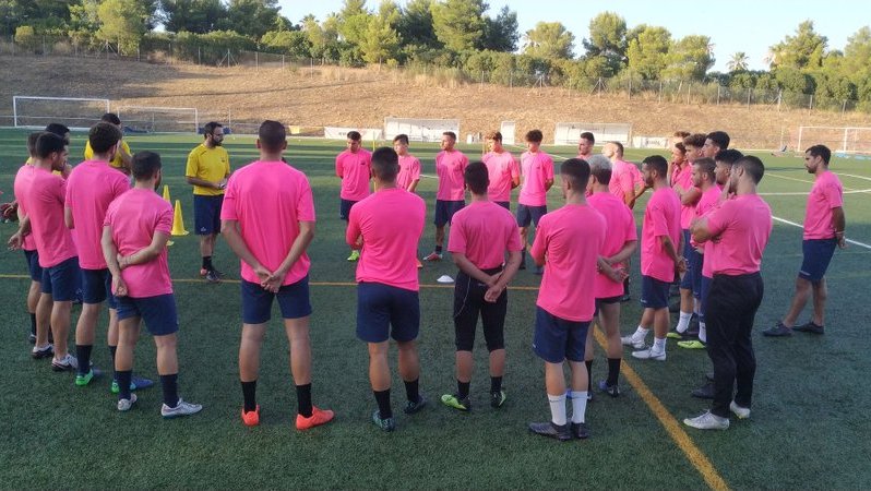Sessió d'entrenament del Santboià, durant la pretemporada