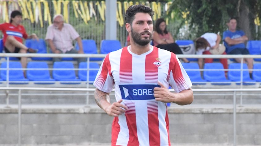 Juan Maza, en un partit de pretemporada amb la UE Valls