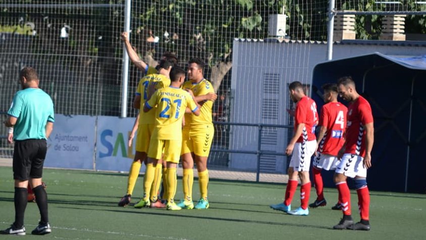 El Vila-seca guanya el derbi a Salou