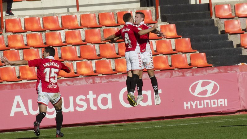 Nàstic-Ejea (2-0): canvi radical d'imatge