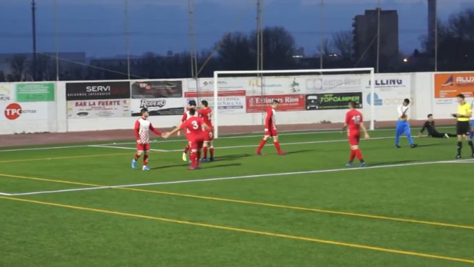 Celebració d'un dels gols de l'Hospitalet