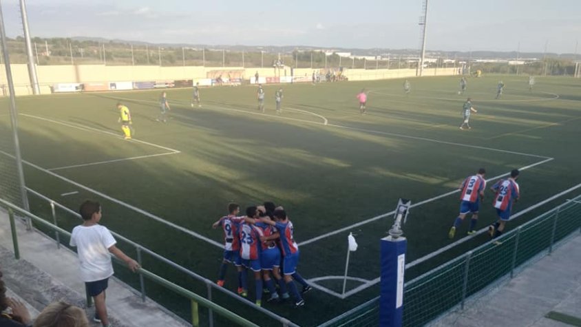 Imatge de la celebració de l'empat a 2 al marcador