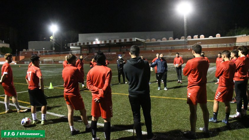 Entrenament d'aquest dijous de la UE Valls al municipal del Vilar de Valls