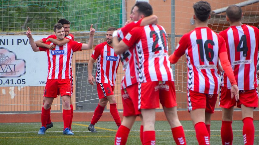 Albert Plana feia el gol de la victòria vallenca