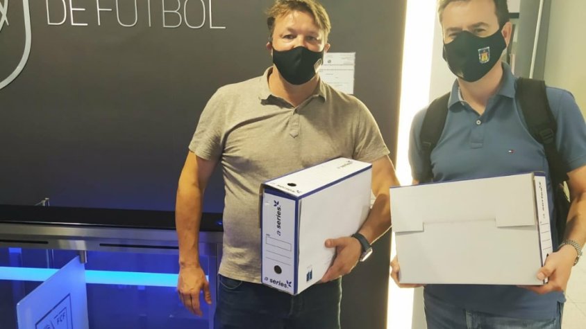 La plataforma Per una FCF dels clubs acusa la Federació de 'joc brut' 