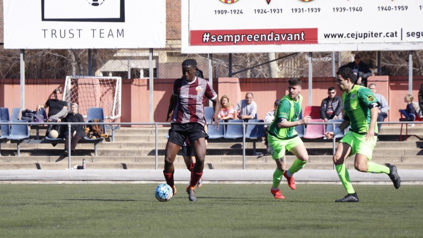 Empat a la Verneda entre Júpiter i Viladecans
