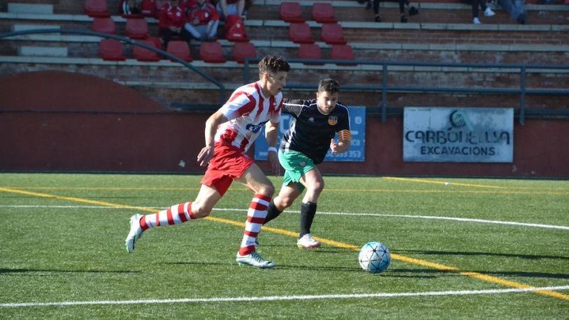 Simo en un partit del passat curs