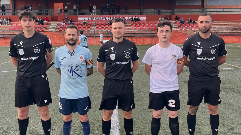 L'Atlètic de Valls goleja i està a 90 minuts del seu tercer play-off d'ascens de la seva història