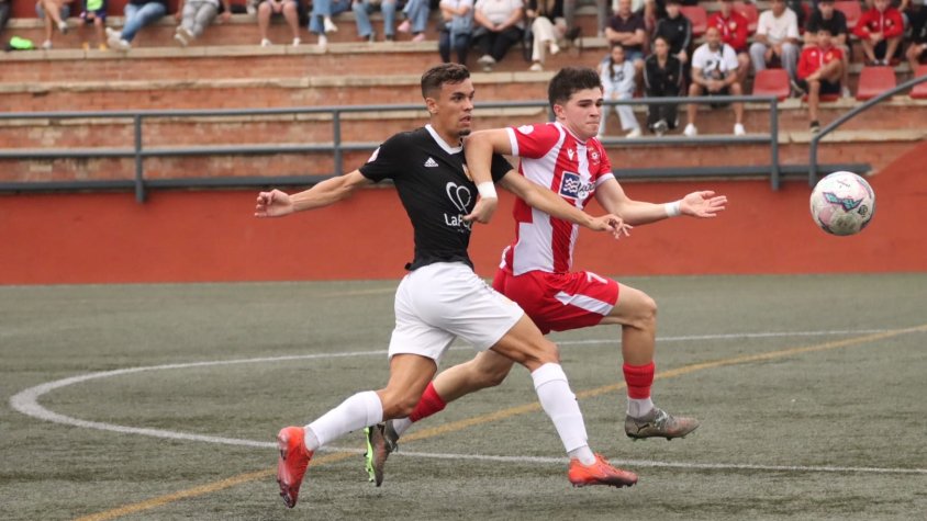 UE Valls i Pobla empaten en un derbi sense gols