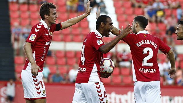 El Nàstic celebrant un 1-0 que no podria mantenir i veuria com al descompte el Tenerife empatava